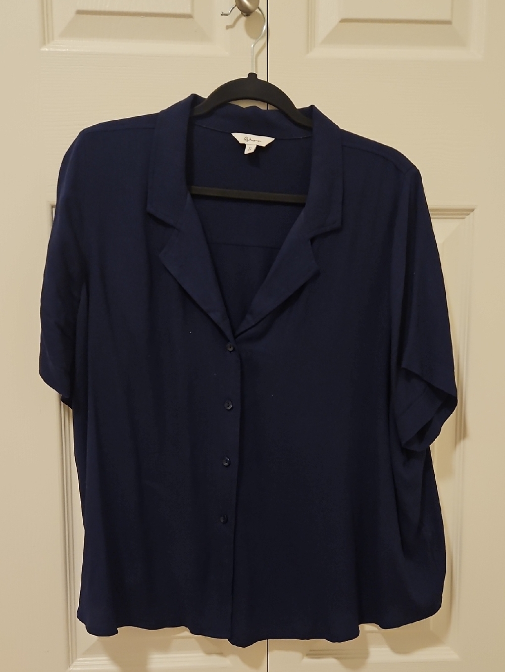 Reitmans Navy Short-Sleeve Button Front Blouse